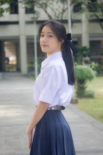 Portrait Thai Lycéen Uniforme Adolescent Belle Fille Heureux Détendre — Photo