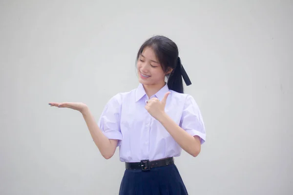 Ασία Thai Γυμνάσιο Στολή Μαθητή Όμορφο Κορίτσι Δείχνουν Χέρι — Φωτογραφία Αρχείου