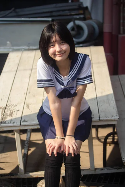 Japans Tiener Mooi Meisje Student Glimlach Ontspannen — Stockfoto