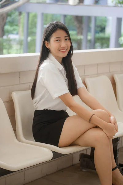 Thai Adult Student University Uniform Beautiful Girl Smile Relax — Stock Photo, Image