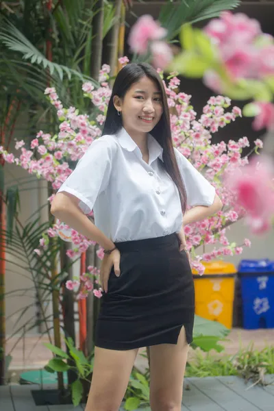 Thai Adult Student University Uniform Beautiful Girl Smile Relax — Stock Photo, Image