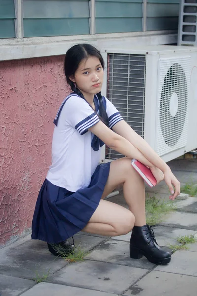 Японский Подросток Красивая Девушка Студенческой Форме Счастливы Расслабиться — стоковое фото