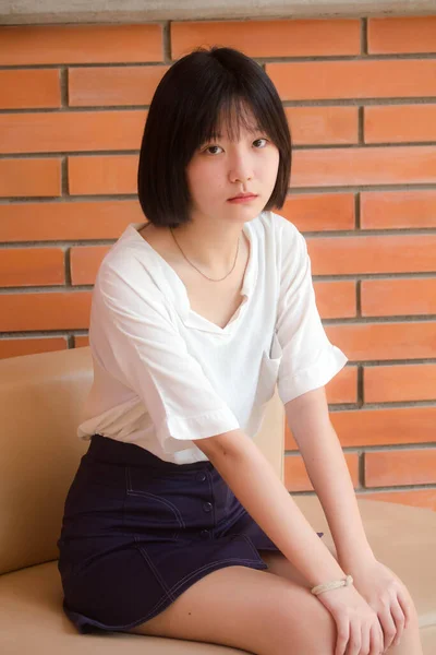 Asia Thai Teen Short Hair White Shirt Beautiful Girl Smile — Stock Photo, Image