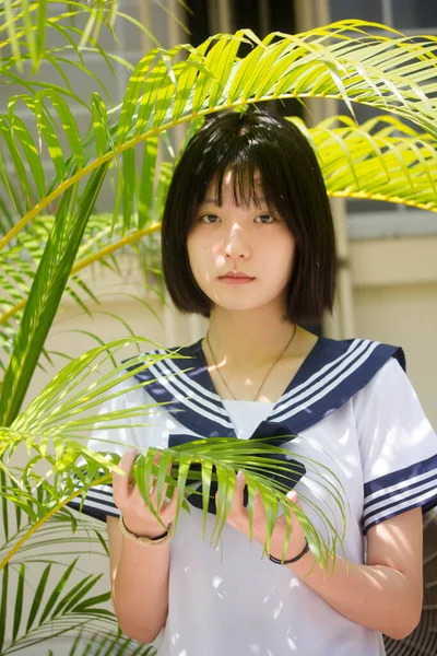 Japansk Tonåring Vacker Flicka Student Leende Och Koppla — Stockfoto
