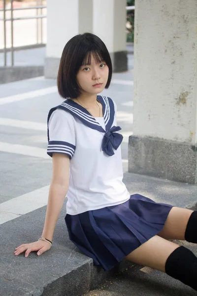 Japanisch Teen Hübsch Mädchen Student Smile Und Entspannen — Stockfoto