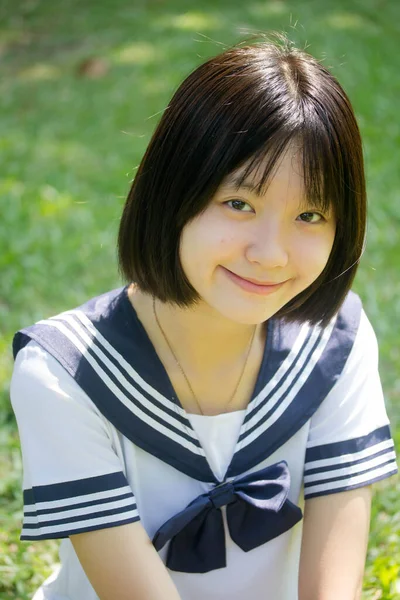 Japonais Adolescent Belle Fille Dans Étudiant Sourire Détendre — Photo