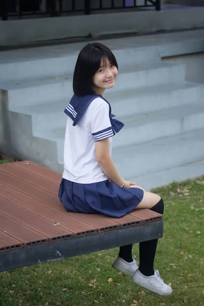 Japonais Adolescent Belle Fille Dans Étudiant Sourire Détendre — Photo