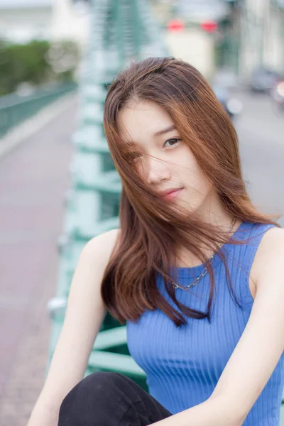 Portret Van Thai China Volwassene Mooi Meisje Blauw Shirt Zwart — Stockfoto