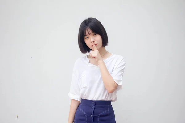 Asiático Tailandés Adolescente Blanco Camiseta Hermosa Chica Tranquila — Foto de Stock