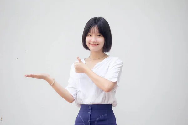 Asiático Tailandés Adolescente Blanco Camiseta Hermosa Chica Espectáculo Mano —  Fotos de Stock