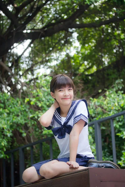 Japans Tiener Mooi Meisje Student Glimlach Ontspannen — Stockfoto