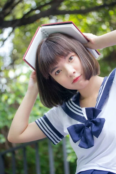 Japanisch Teen Hübsch Mädchen Student Smile Und Entspannen — Stockfoto