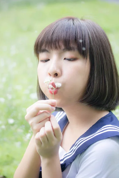 Japonais Adolescent Belle Fille Dans Étudiant Sourire Détendre — Photo