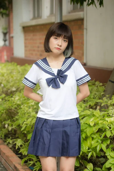 Japanisch Teen Hübsch Mädchen Student Smile Und Entspannen — Stockfoto