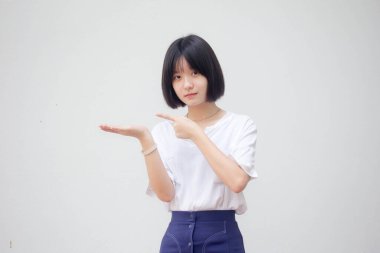 Asia Thai Teen White tişörtü Güzel kız elini göster
