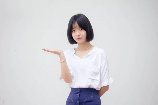Asiático Tailandés Adolescente Blanco Camiseta Hermosa Chica Espectáculo Mano — Foto de Stock