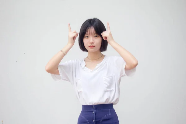 Azjatyckie Tajski Nastolatek Biały Shirt Piękny Dziewczyna Wskazując — Zdjęcie stockowe