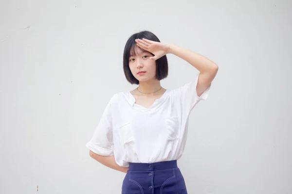 Asiatisch Thai Teen Weiß Shirt Hübsch Mädchen Salute — Stockfoto