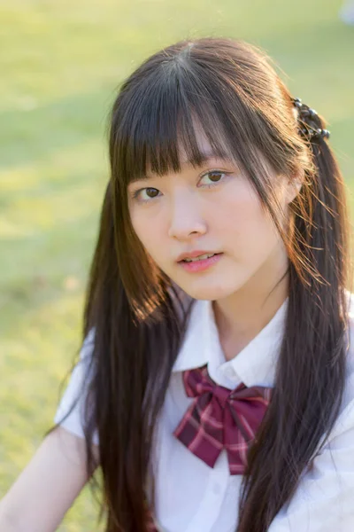 Japonês Teen Bela Menina Estudante Sorriso Relaxar — Fotografia de Stock