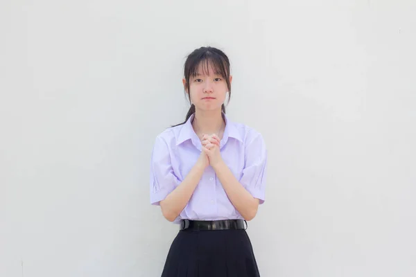 Asya Thai Lisesi Öğrencisi Üniforması Güzel Kız Dua — Stok fotoğraf