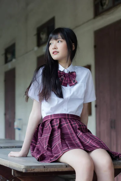 Japans Tiener Mooi Meisje Student Glimlach Ontspannen — Stockfoto