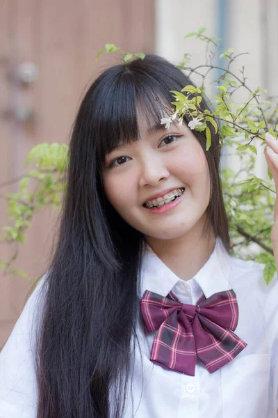 Japonais Adolescent Belle Fille Dans Étudiant Sourire Détendre — Photo