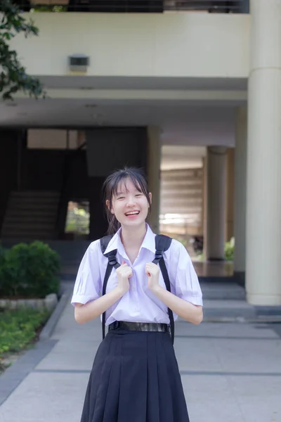 Asya Thai Lise Öğrencisi Üniforması Güzel Kız Gülümse Rahatla — Stok fotoğraf