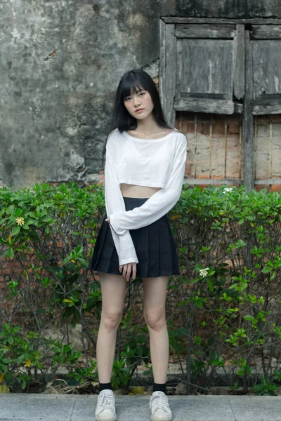 Portrait Thai Adult Beautiful Girl White Shirt Black Skirt Relax — ストック写真