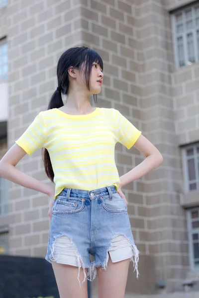 Portrait Thai China Adult Beautiful Girl Yellow Shirt Blue Jeans —  Fotos de Stock