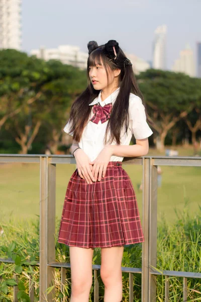 Japonais Adolescent Belle Fille Dans Étudiant Sourire Détendre — Photo