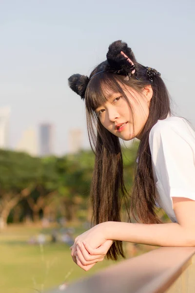 Japonês Teen Bela Menina Estudante Sorriso Relaxar — Fotografia de Stock