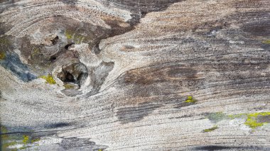 Çürük kahverengi ahşap kalas dokusu.