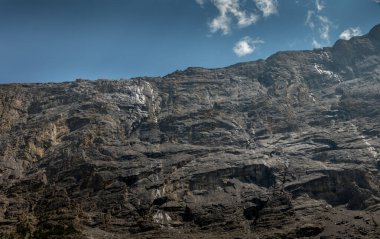 Cirrus Dağı gökyüzüne yükseliyor Banff Ulusal Parkı alberta Kanada