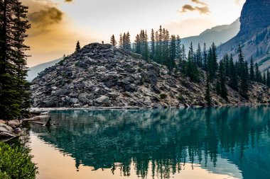 Moraine Gölü Kaya yığını Banff Ulusal Parkı Alberta Kanada