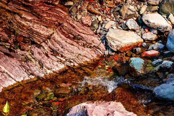 Trilha Red Rock Canyon Waterton Lakes National Park Alberta Canada — Fotografia de Stock