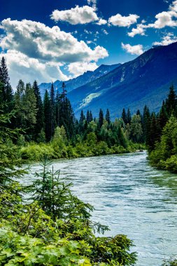 Kunduz Vadisi Buzul Ulusal Parkı İngiliz Kolombiyası Kanada