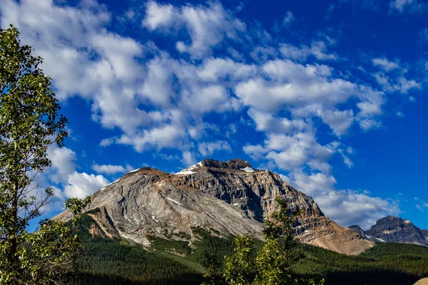 Mount Victoria Clouds Yoho National Park British Columbia Canada — Stockfoto