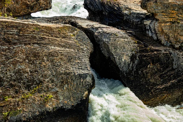 Natural Bridge Kicking Horse River Yoho National Park British Columbia — Φωτογραφία Αρχείου