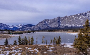 The valley still in the grips of winter, Bow Valley Provincial Park, Alberta, Canada