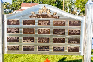 Savaşın anısına ölen Granum Hamleti Willow Creek Alberta Kanada 'nın MD' si