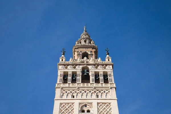 Monument Giralda Seville Gothic Cathedral Can Seen Rising Blue Sky — Stock Photo, Image