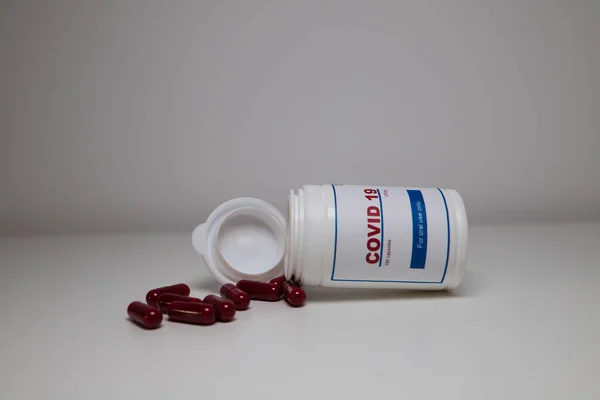 White Covid Antiviral Pill Bottle Open Lying Pills Out Bottle — Stock Photo, Image