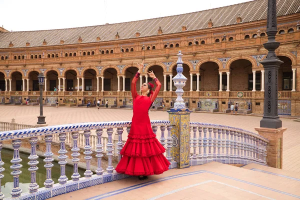 Beautiful Teenage Woman Dancing Flamenco Square Seville Spain She Wears —  Fotos de Stock