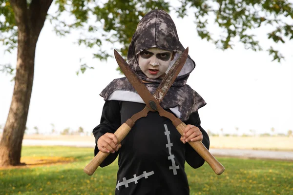 Happy Halloween Boy Dressed Halloween Party Holding Pair Rusty Pruning — 스톡 사진