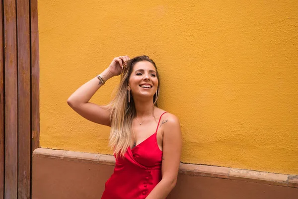 Young Blonde Beautiful Woman Red Dress Visiting Seville Woman Poses — 스톡 사진