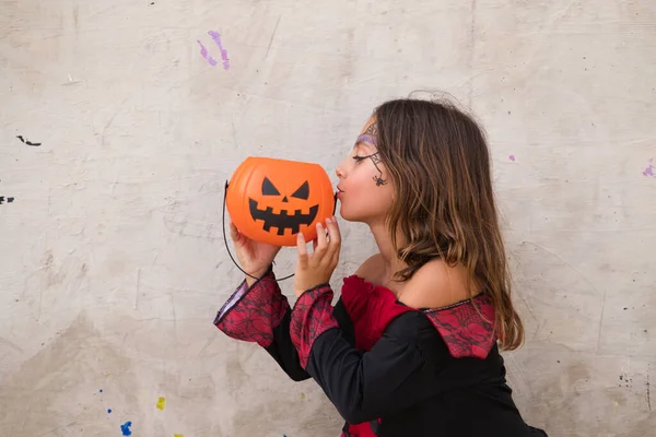 Happy Halloween Cute Little Girl Dressed Witch Halloween Party Grey — 스톡 사진