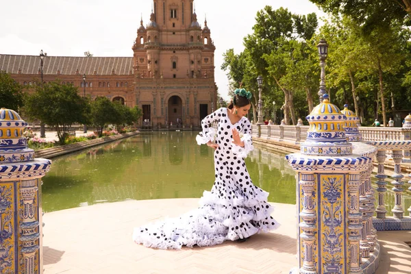Flamenco Dancer Woman Beautiful Brunette Teenager Dressed Typical Costume Ruffles — Stok fotoğraf