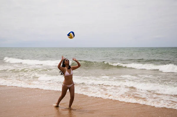 Beautiful Young Woman Playing Beach Volleyball Seashore Girl Enjoys Her — Photo