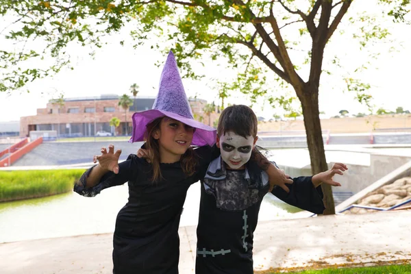 Happy Halloween Girl Dressed Witch Hat Boy Dressed Zombie Have —  Fotos de Stock