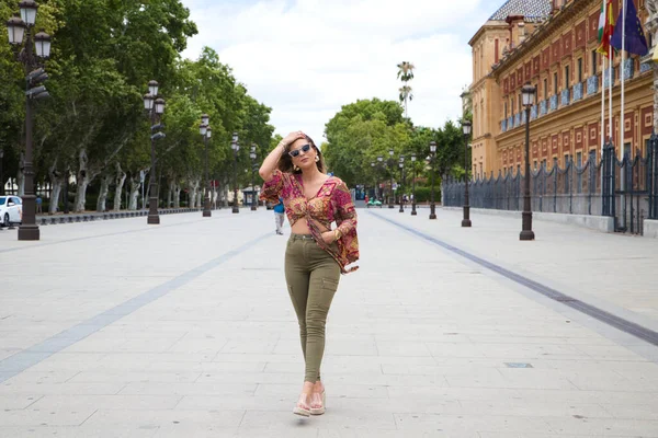 Young Blonde Beautiful Woman Holiday Visiting Seville Woman Large Avenue — Stock Fotó